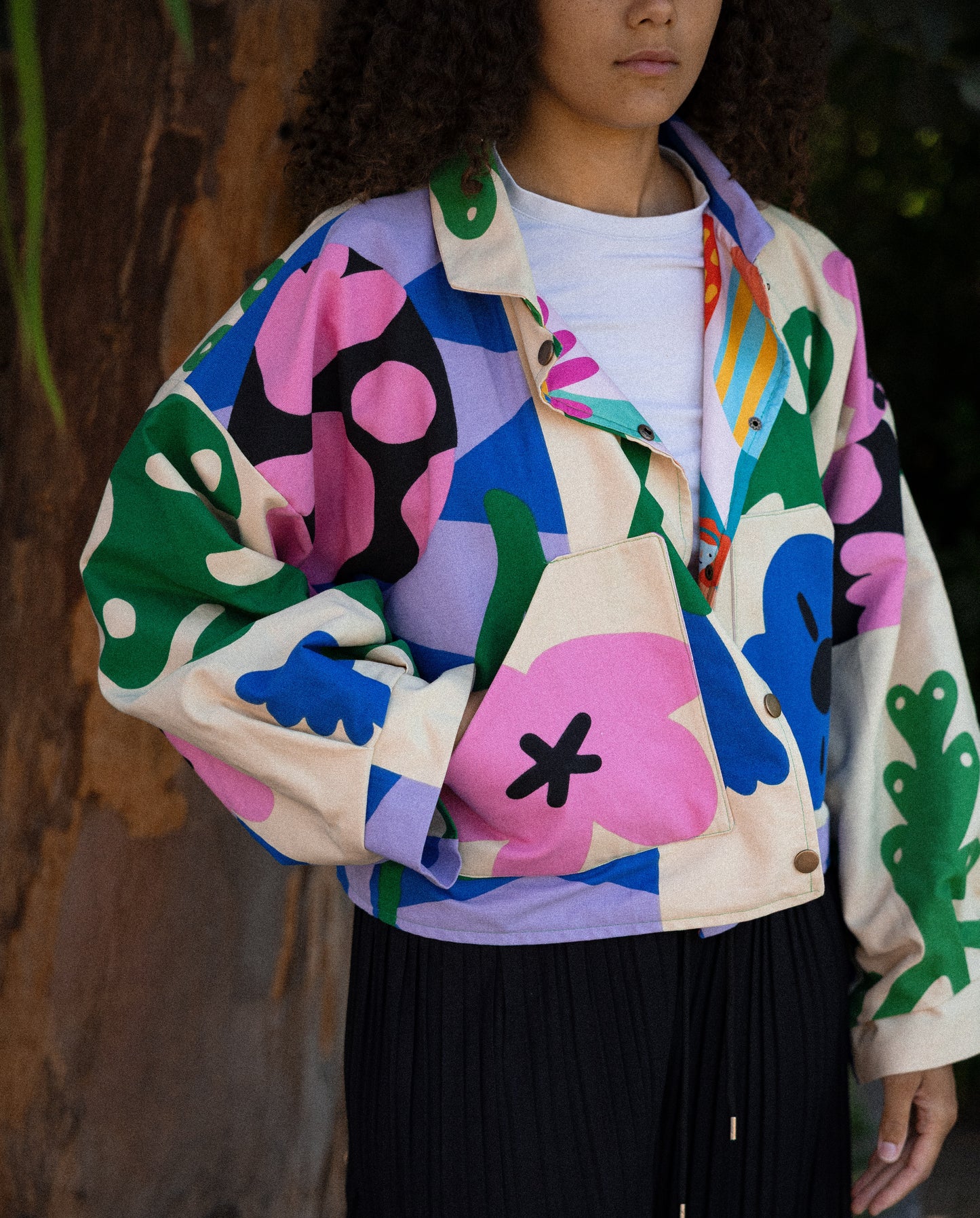 Veste blouson court motif végétal