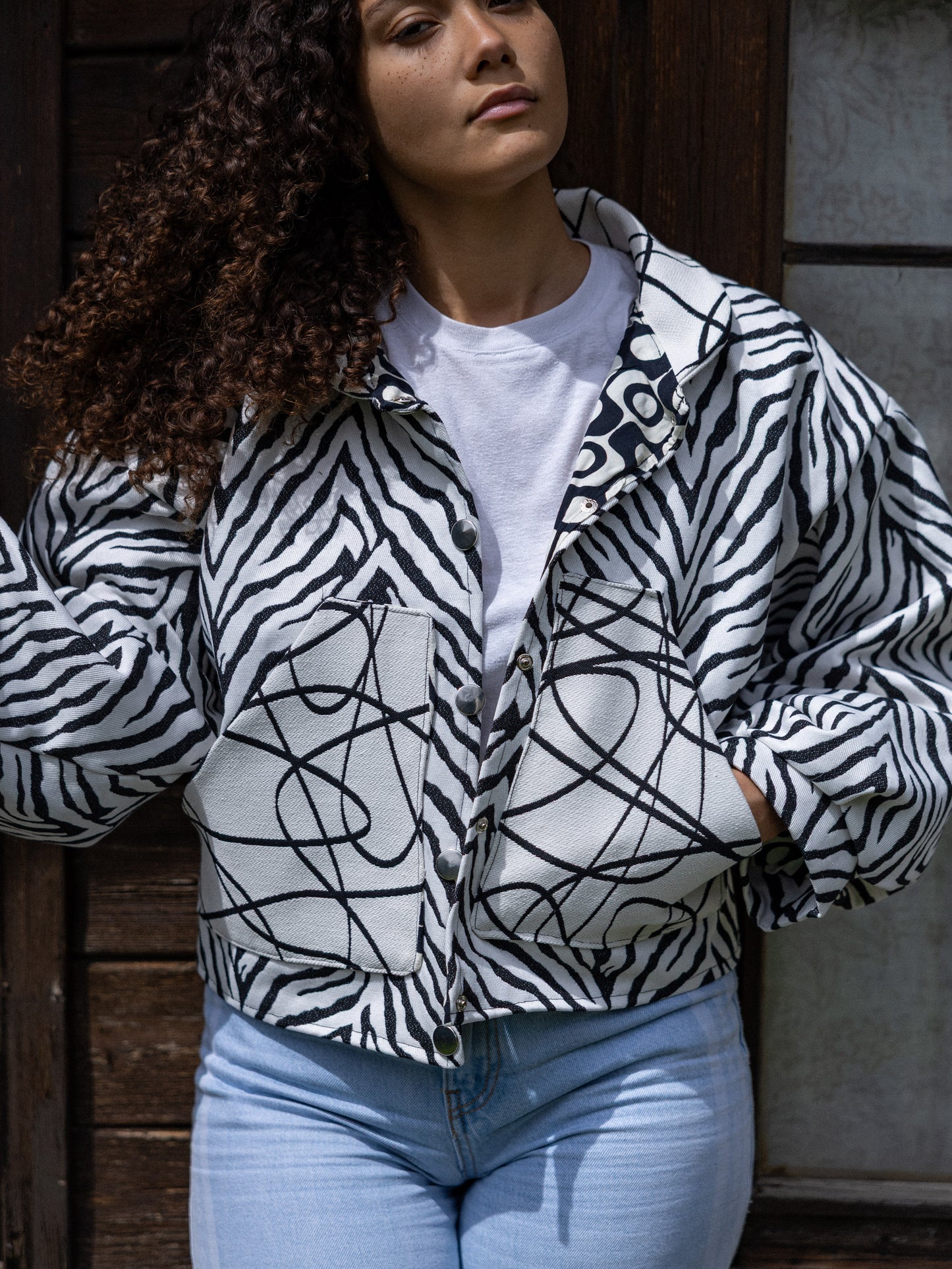 Veste blouson courte imprimé zebre