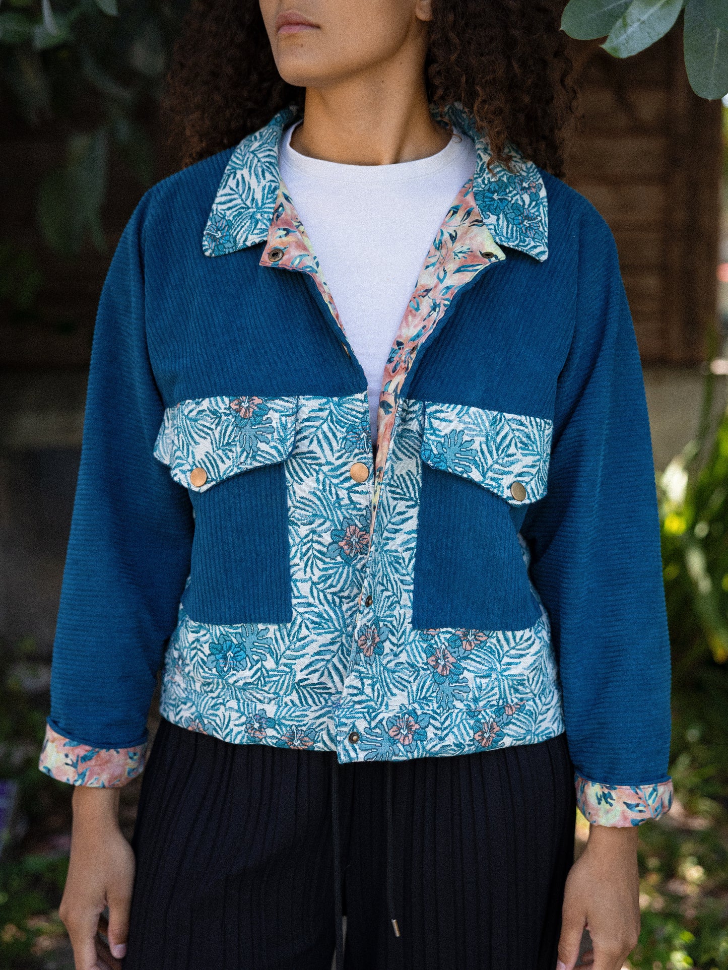veste droite velours côtelé bleu