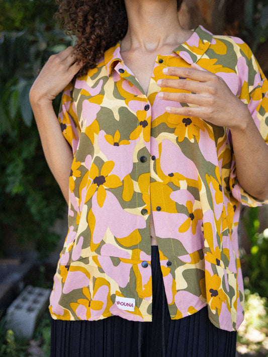 chemise oversize bohème jaune et verte motif florale