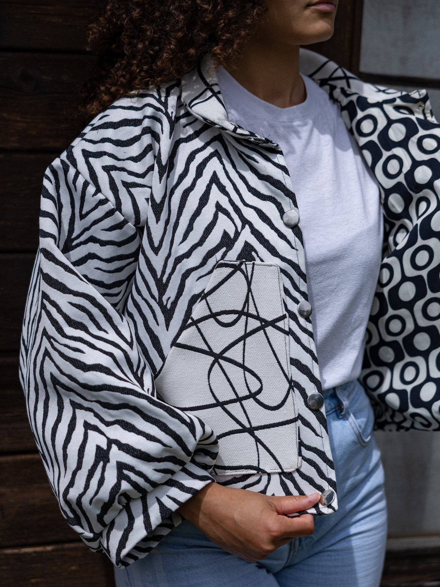 Veste blouson courte imprimé zebre