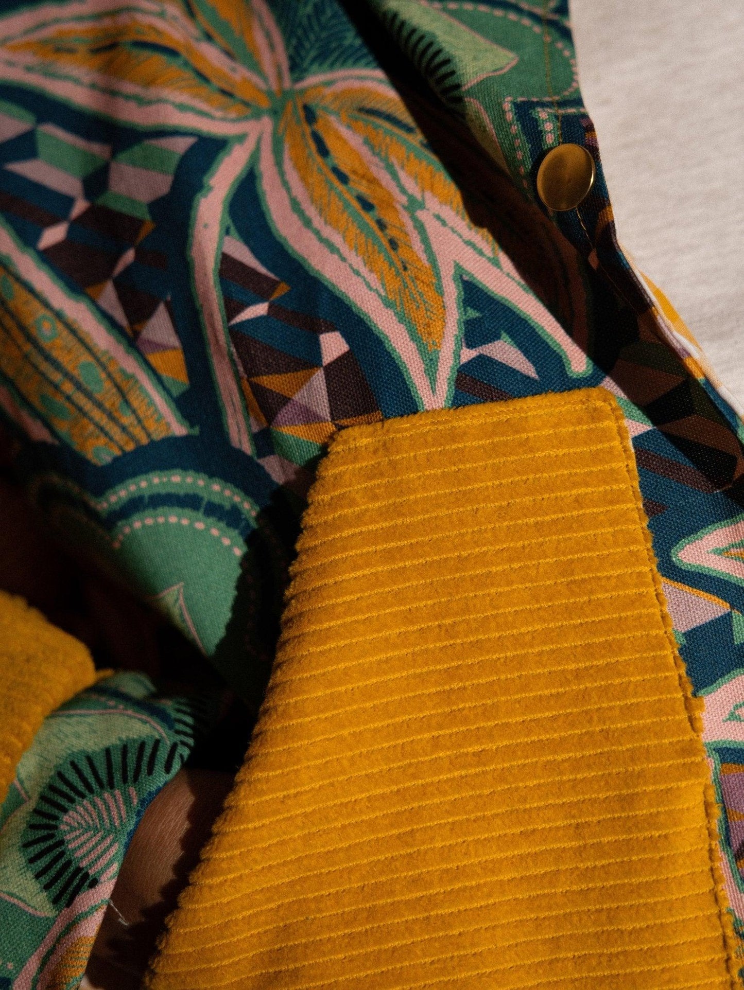 Veste blouson courte- Coton épais imprimé tropical - Mouna | Mode Éco-Responsable Vestes & Sacs Uniques, Faits Main