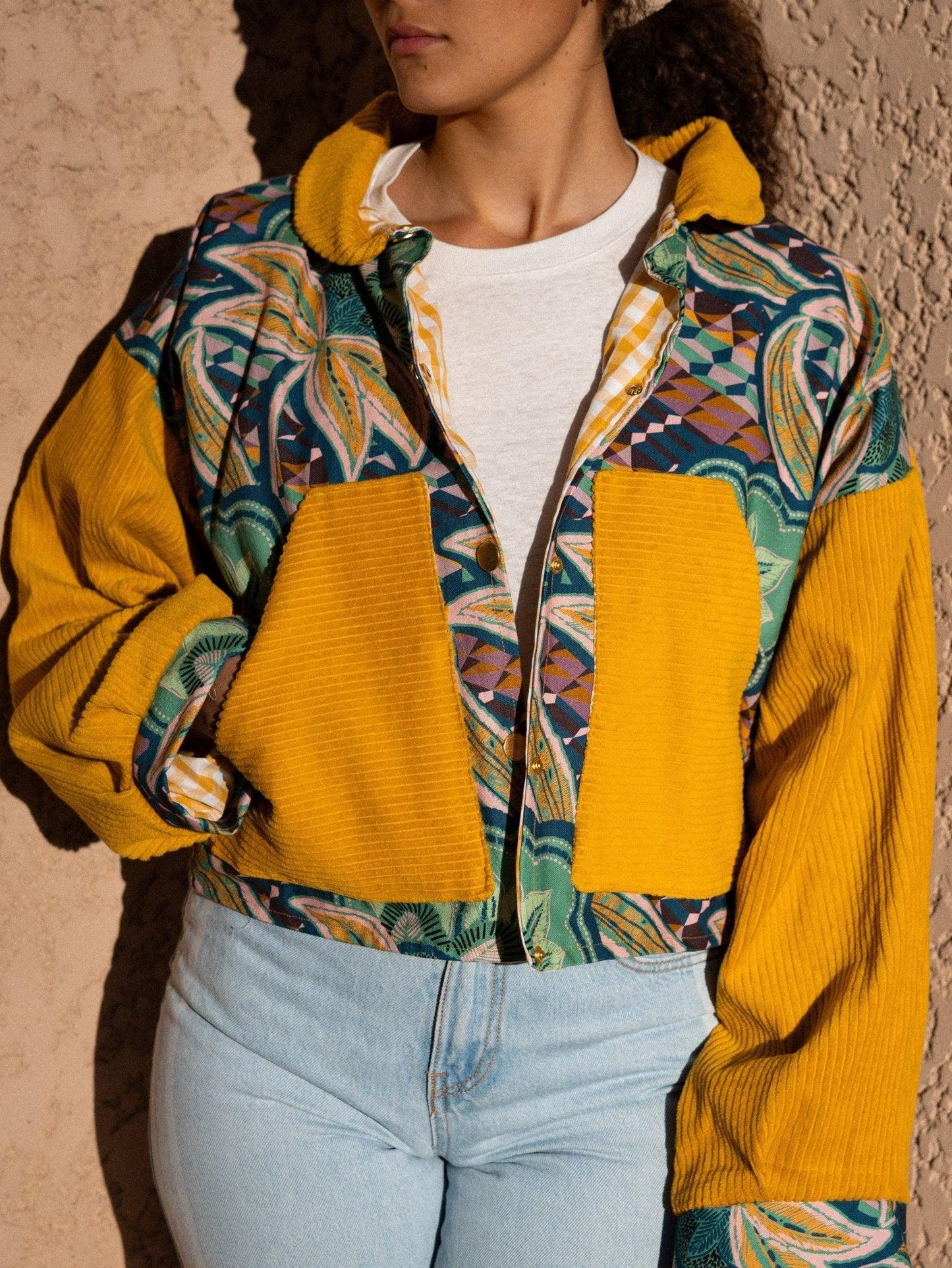Veste blouson courte- Coton épais imprimé tropical - Mouna | Mode Éco-Responsable Vestes & Sacs Uniques, Faits Main