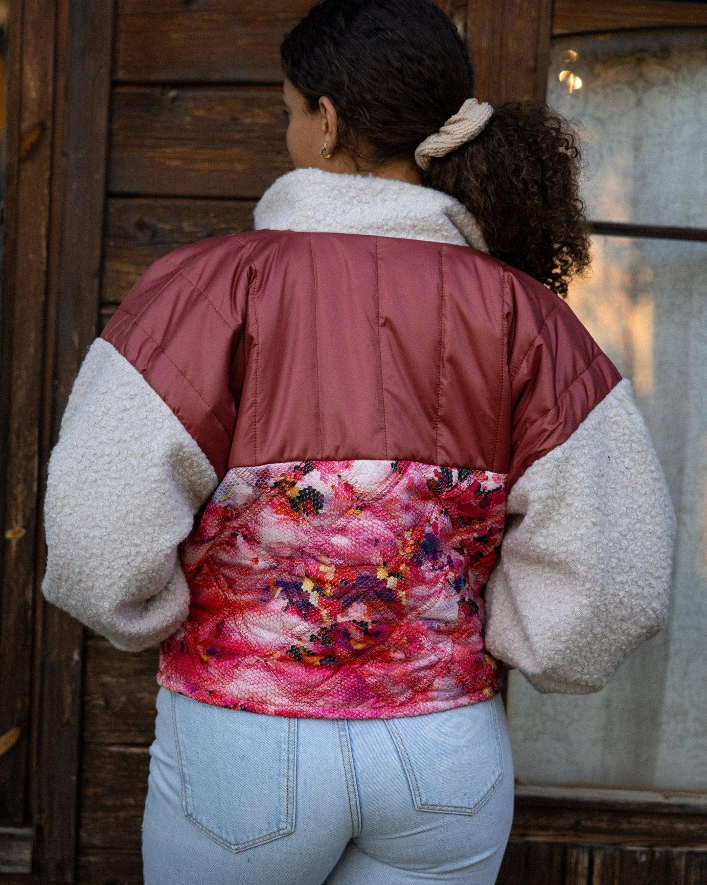Veste blouson courte- matelassée imprimé snake - Mouna | Mode Éco-Responsable Vestes & Sacs Uniques, Faits Main
