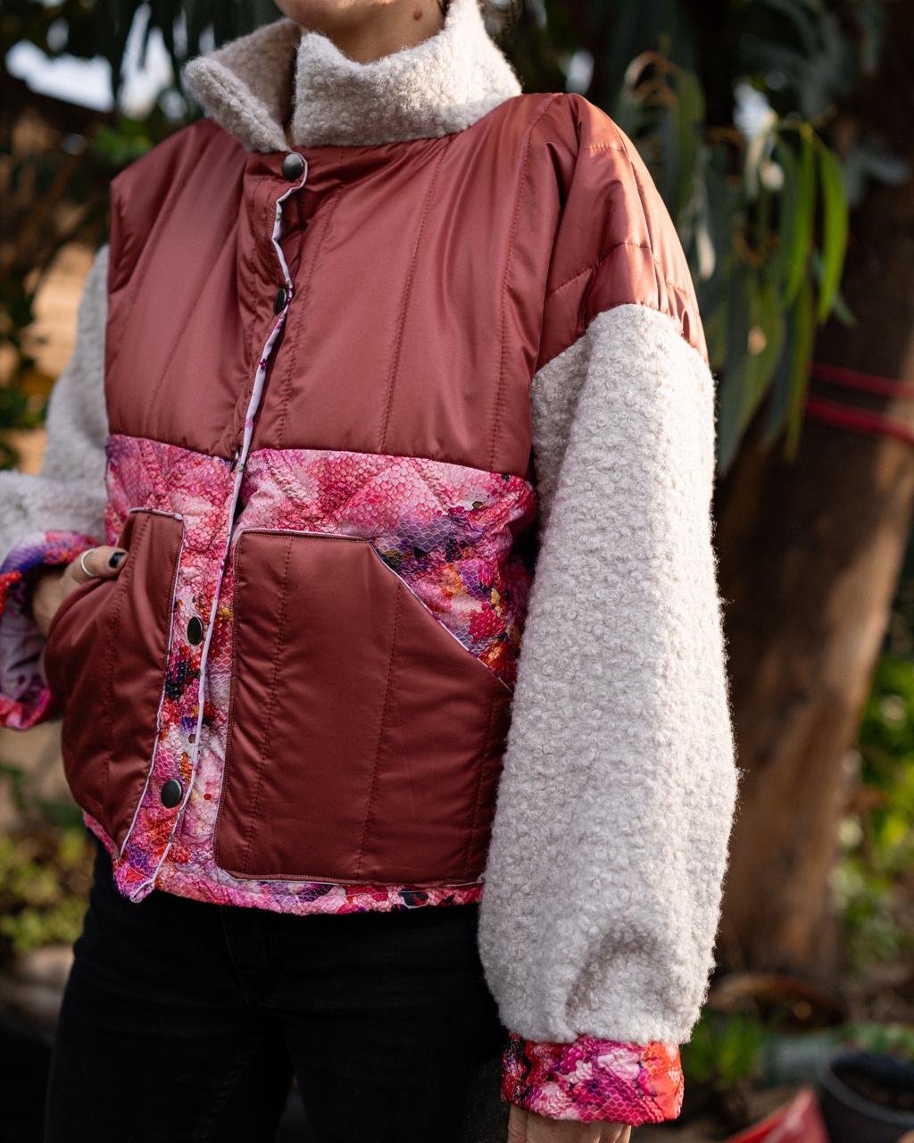 VESTE BLOUSON MATELASSÉE IMPRIMÉ SNAKE